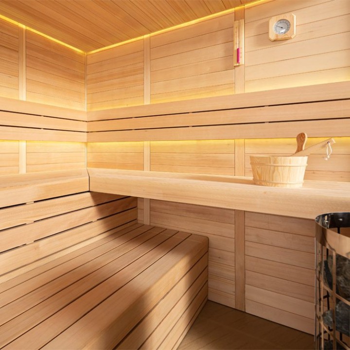Finská sauna EAGO AWT E1611C hemlock 180×180 9 kW Virta
