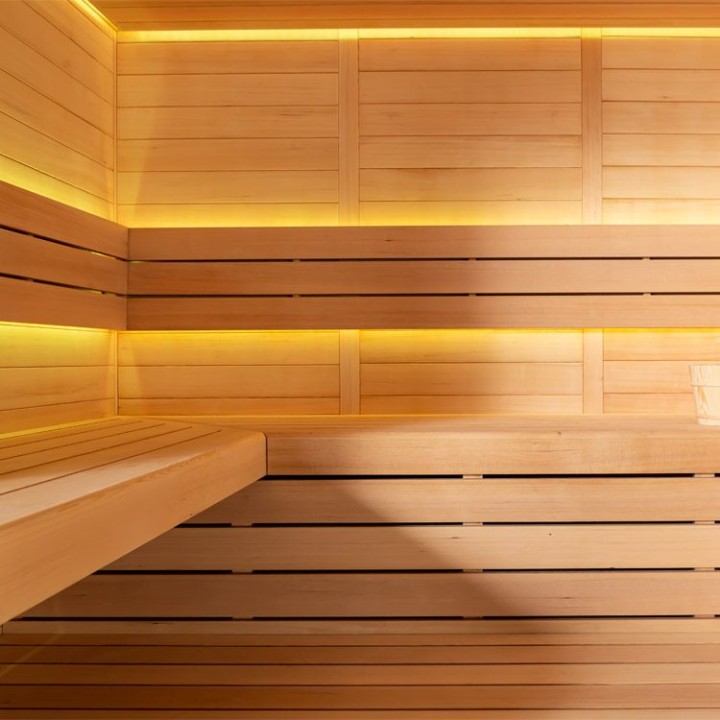 Finská sauna EAGO AWT E1612A hemlock 220×200 9 kW Cilindro