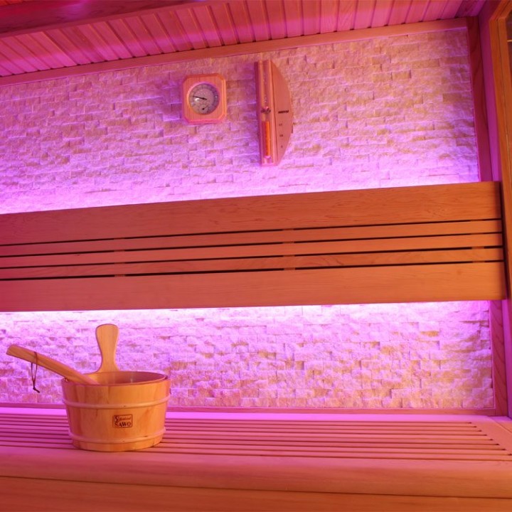 Finská sauna EAGO AWT B1242B červený cedr 200×200 9 kW EOS BiO-Max