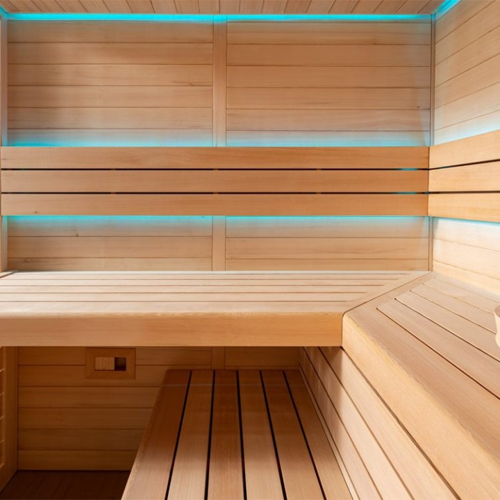 Finská sauna EAGO AWT E1612B hemlock 200×170 9 kW Cilindro